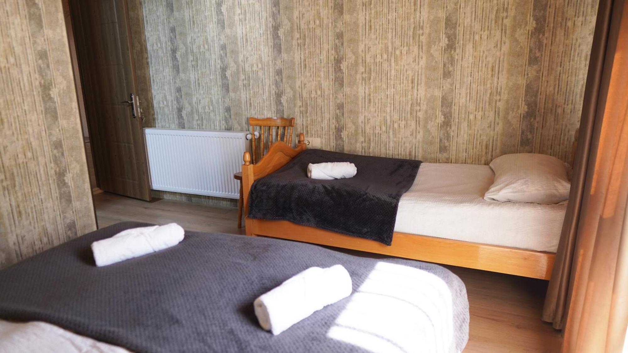 Archil And Nino Gigauri Guest House Kazbegi Eksteriør billede