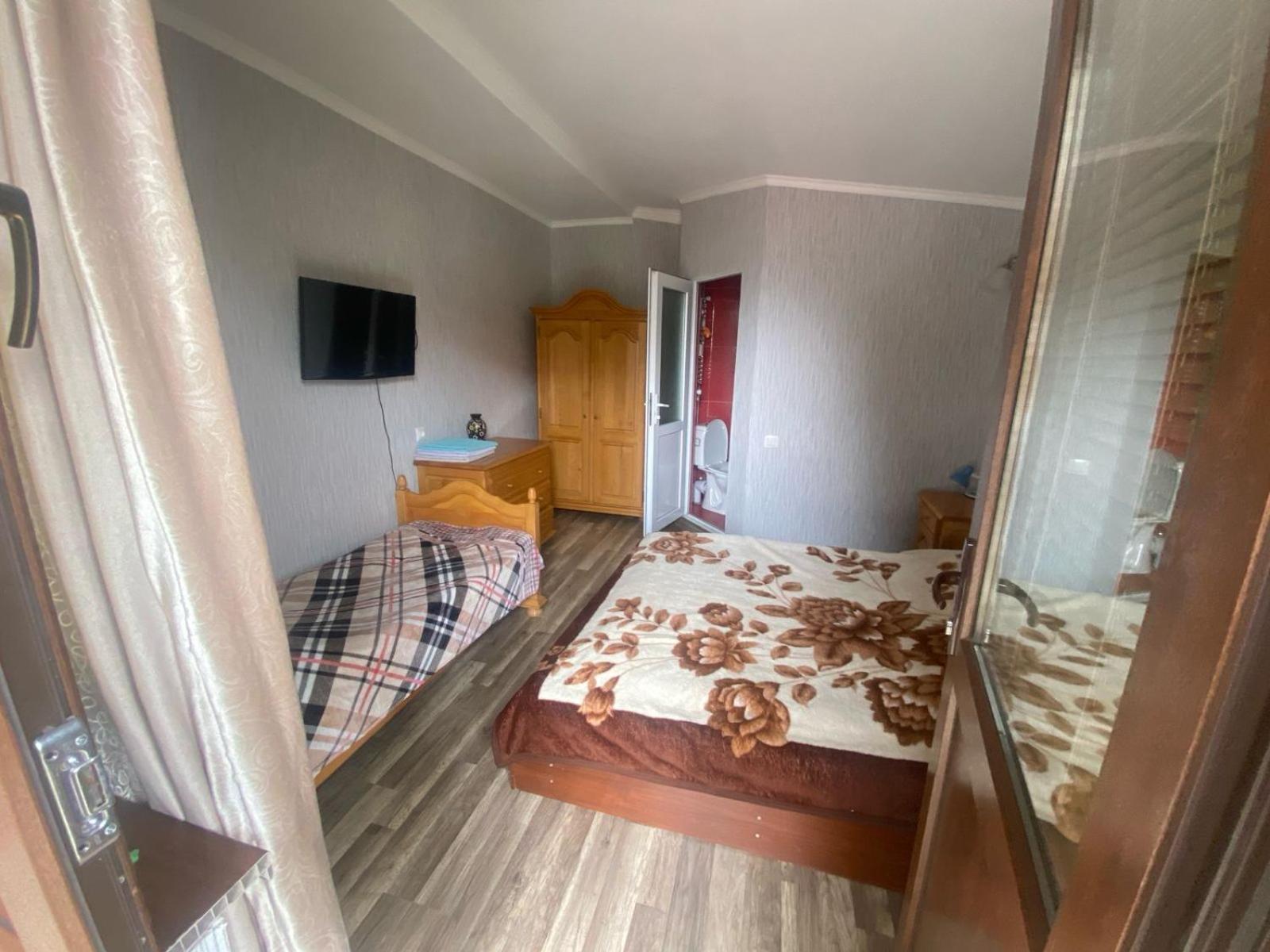 Archil And Nino Gigauri Guest House Kazbegi Eksteriør billede